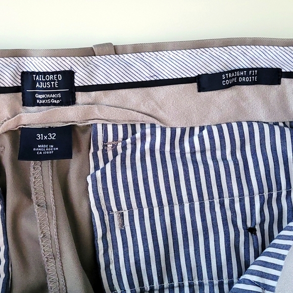 Men's Straight Fit Khakis - Size 31 x 32 - Picture 4 of 4